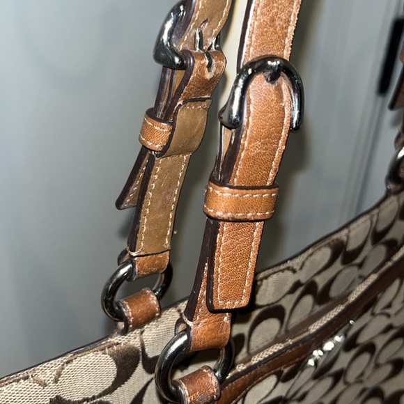 large brown monogram COACH tote, gently used very good condition - Picture 6 of 17
